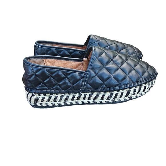 J/Slides NYC Shoes - Picture 3 of 8